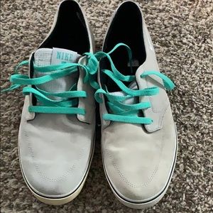 Casual Nike Sneakers